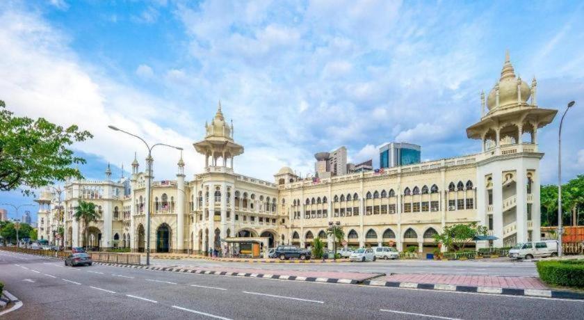Hotel Lolex Kuchai Lama Куала Лумпур Екстериор снимка