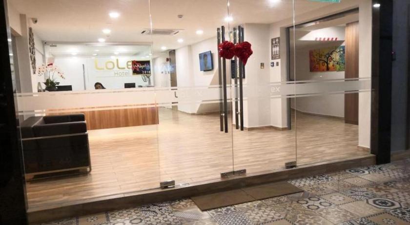 Hotel Lolex Kuchai Lama Куала Лумпур Екстериор снимка