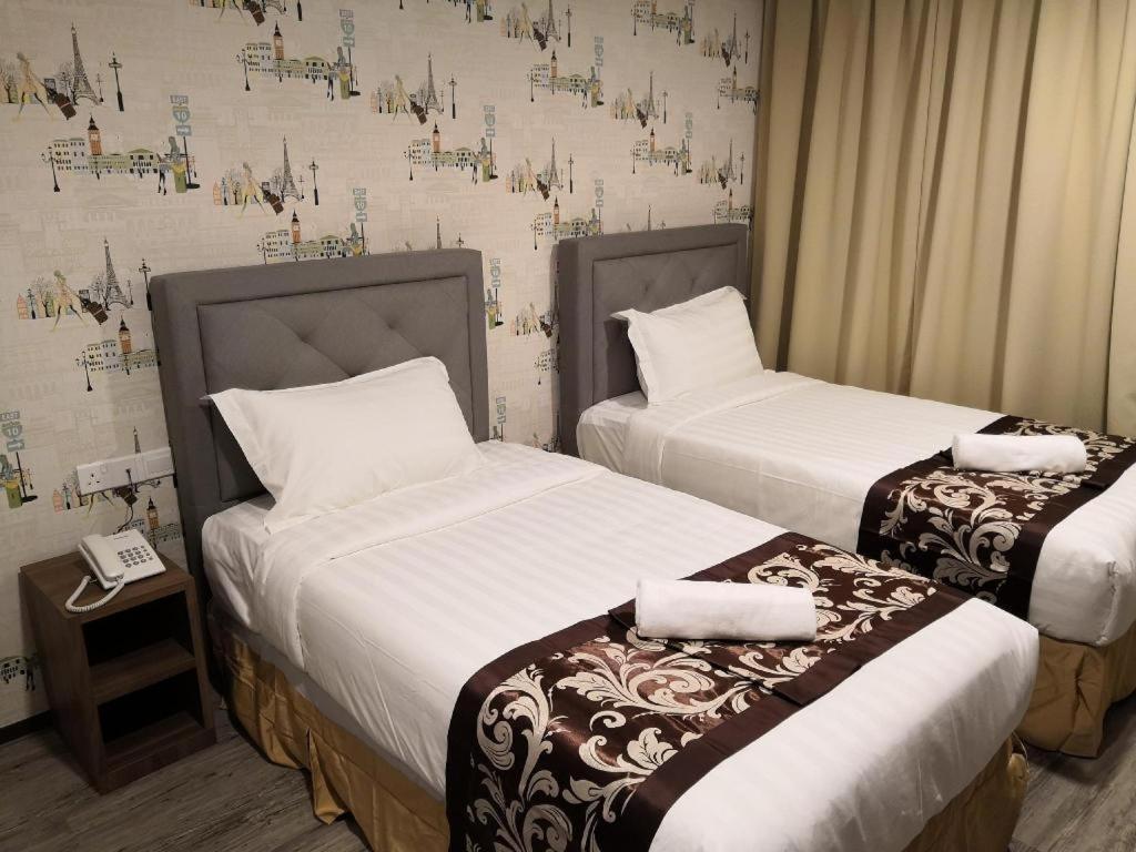 Hotel Lolex Kuchai Lama Куала Лумпур Екстериор снимка