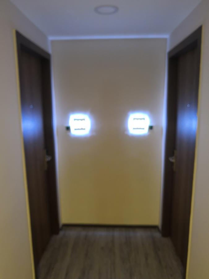 Hotel Lolex Kuchai Lama Куала Лумпур Екстериор снимка