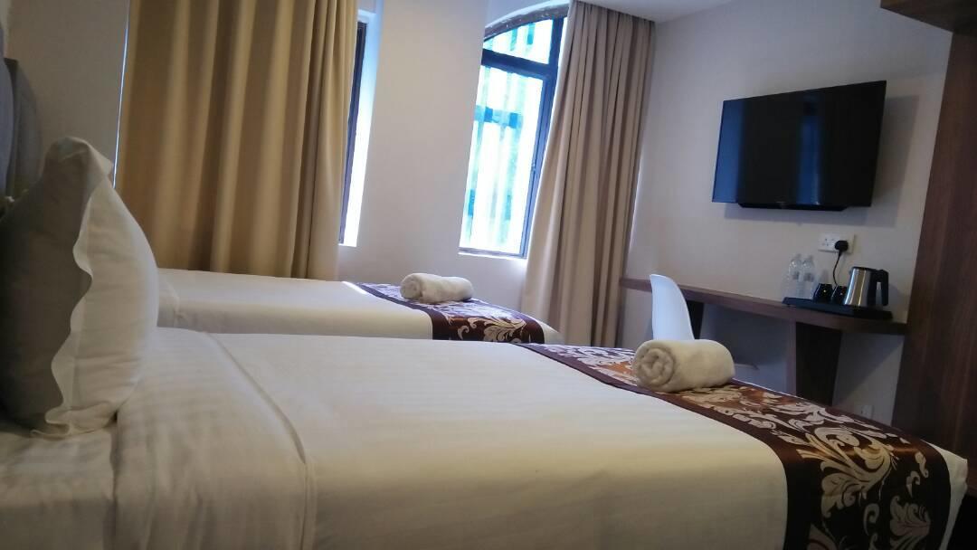 Hotel Lolex Kuchai Lama Куала Лумпур Екстериор снимка